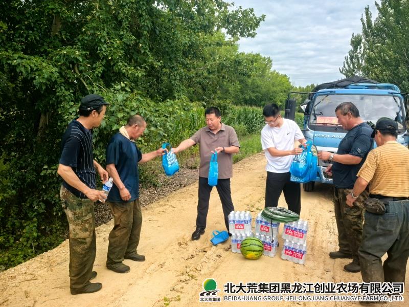 刘鑫.jpg 刘鑫.jpg